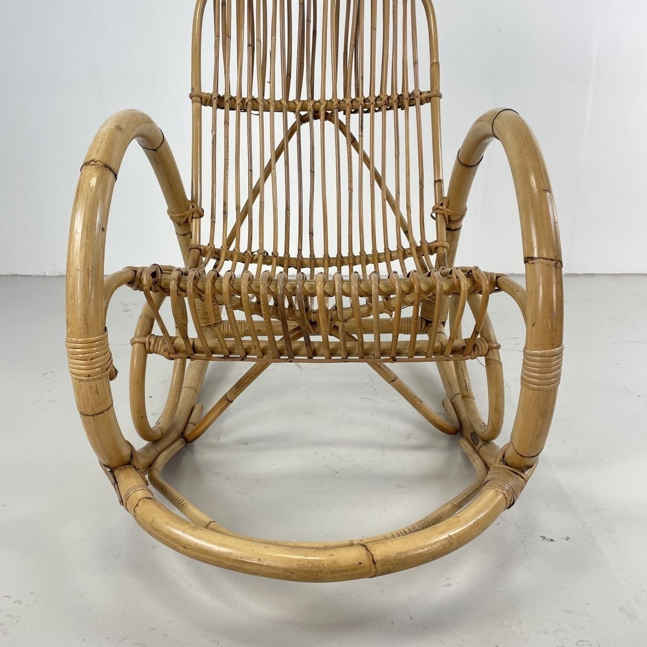 photo furniture Midcentury Italian Franco Albini Style Rattan Rocking Chair