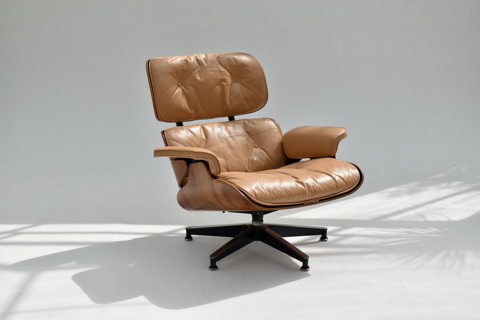photo vinterior Original 1960s Vintage Eames Lounge Chair For Herman Miller