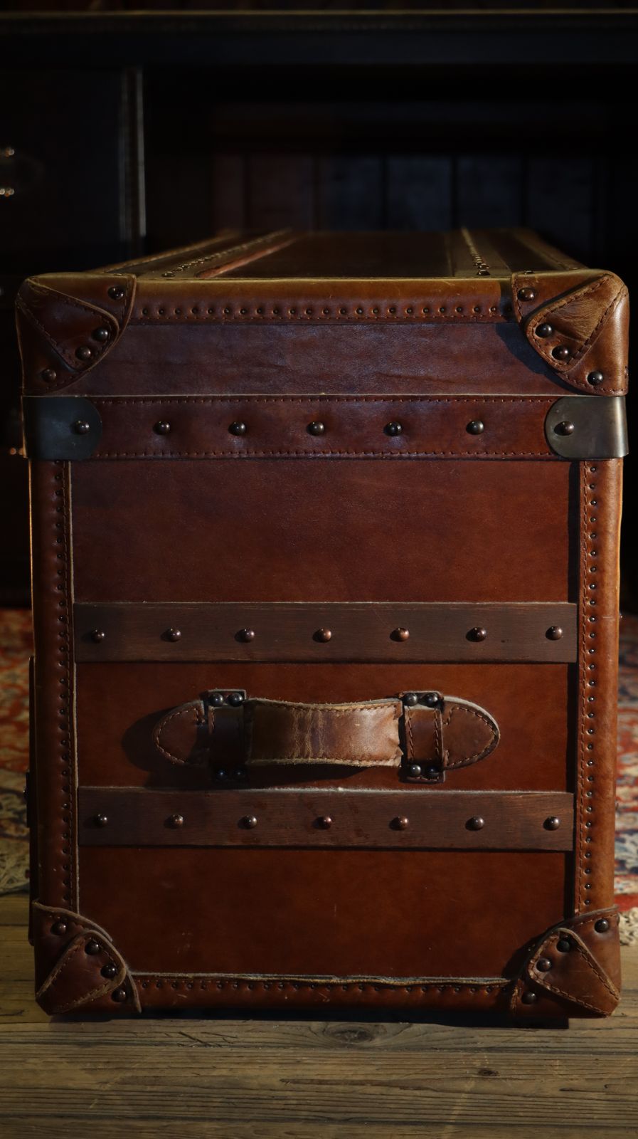 photo buy Stunning Timothy Oulton Harrow Leather Trunk Antique Whisky Chest