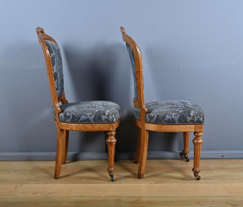 photo vintage Pair Of Oak Chairs, Louis Philippe Style – Mid 20th Century
