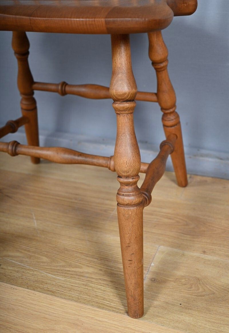 photo vinterior Set Of 4 Windsor Beech Chairs, England – Early 20th Century