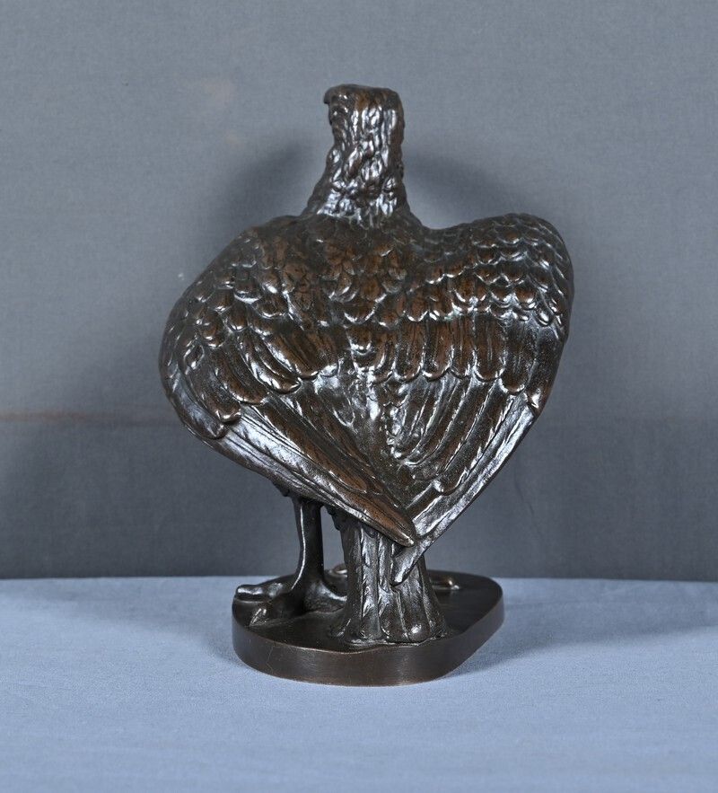 photo vinterior Bronze Sculpture "The Watchful Eagle" After T. Gechter – Late 19th Century
