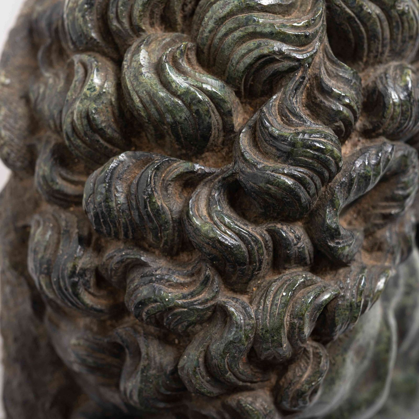 Large 19th Century French Serpentine Marble Lion Of Lucerne Sculpture. photo vinterior