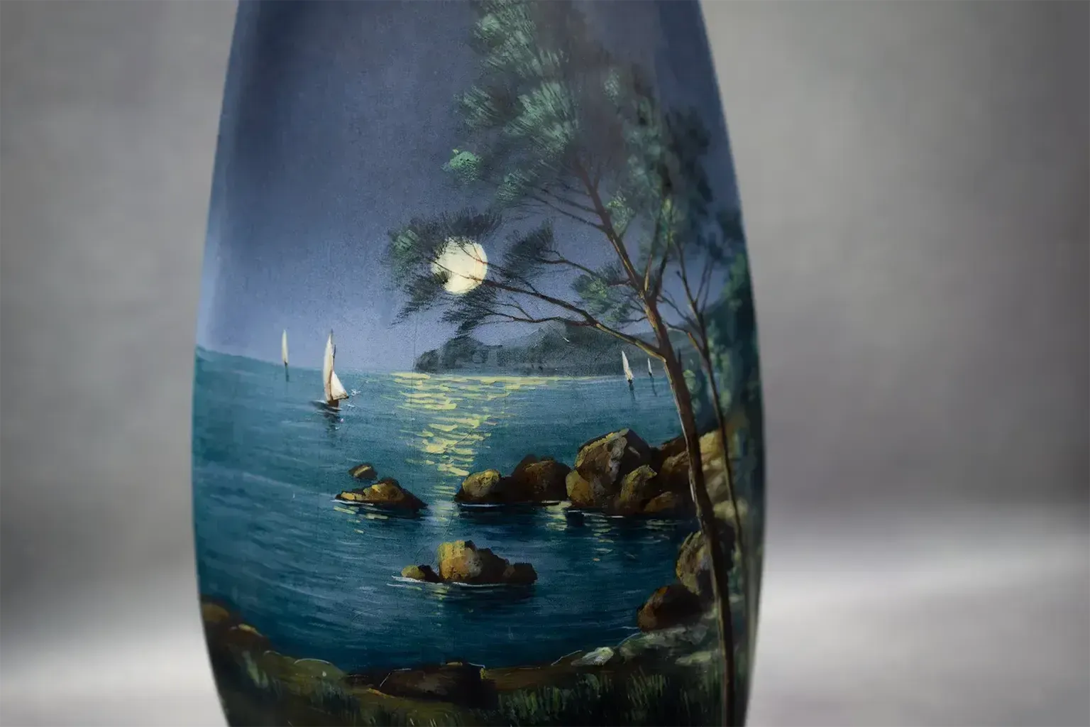 Vase en faïence émaillée par Jérôme Massier - Bord de mer au clair de lune - Vallauris photo for sale