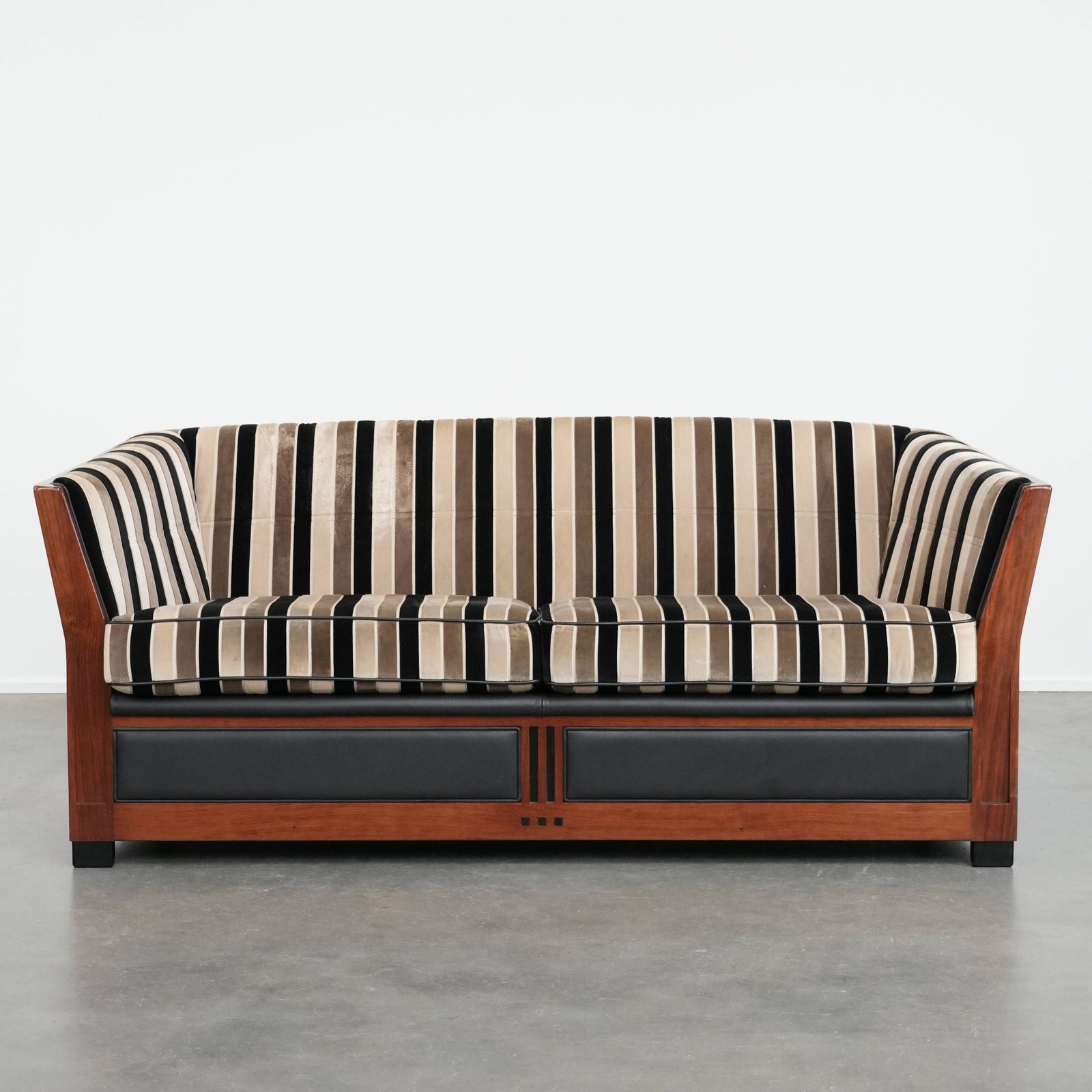 Luxurious Art Deco 2.5 Seater Design Sofa From With Beautiful Woodwork And High Quality Fabric Upholstery