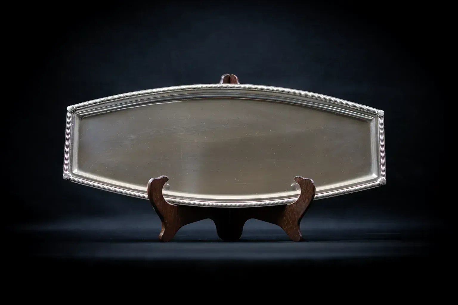 Silver Plated Metal Cake Stand, Shell Pattern – Hallmarked, 38 X 15 Cm