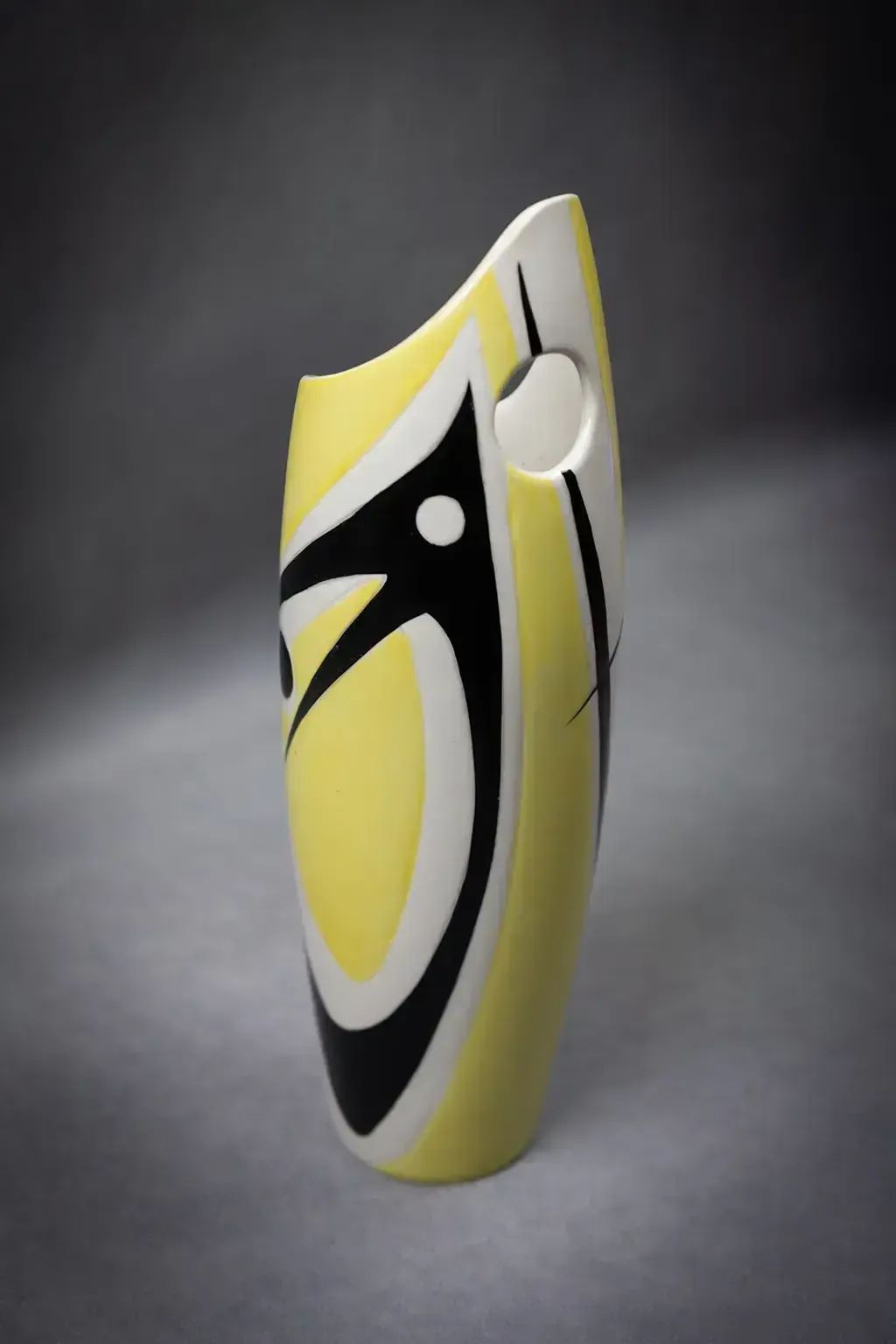 photo vinterior Modernist Porcelain Vase By Janos Török For Zsolnay