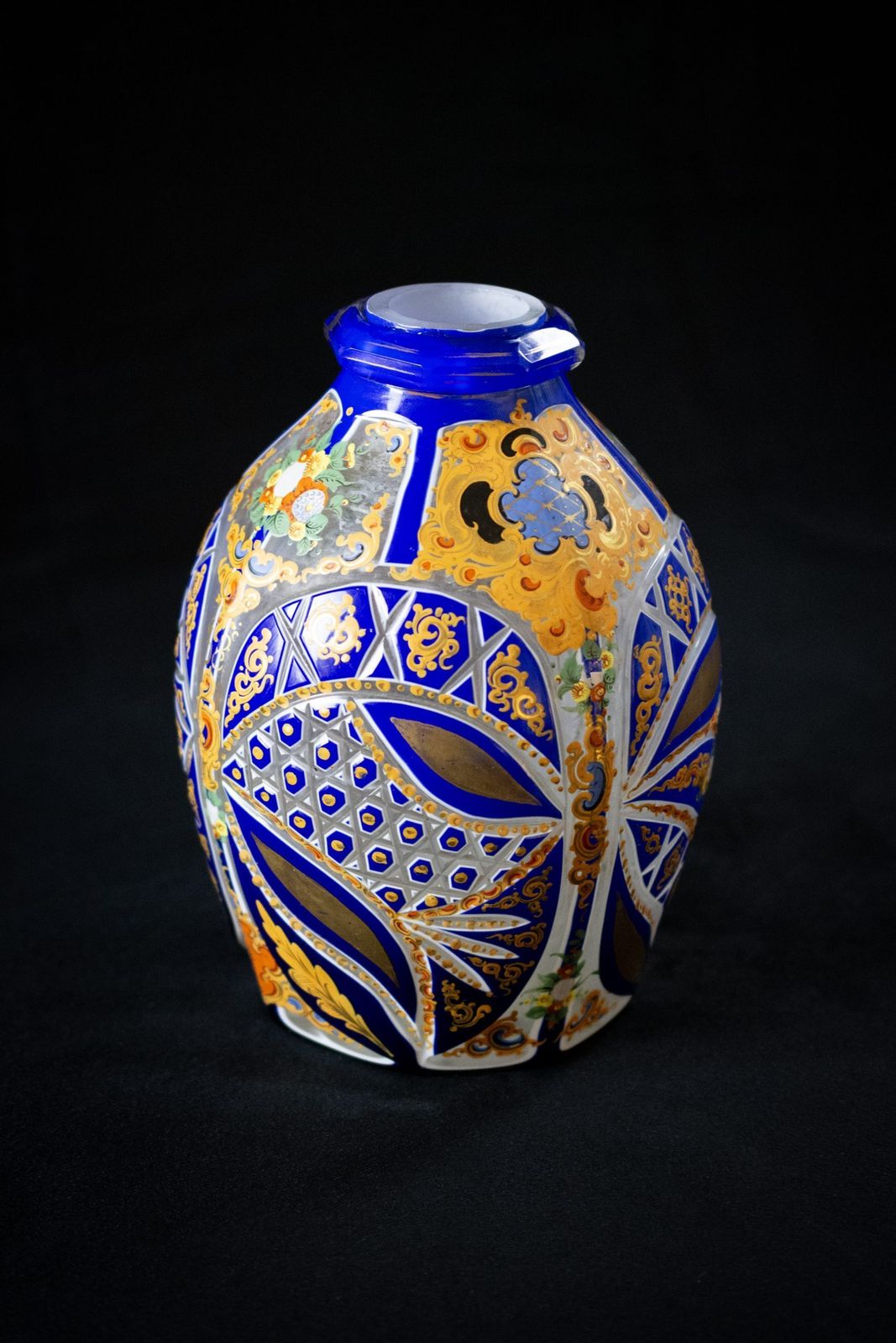 Vase en cristal overlay bleu et blanc, XIXe siècle, art ottoman photo furniture