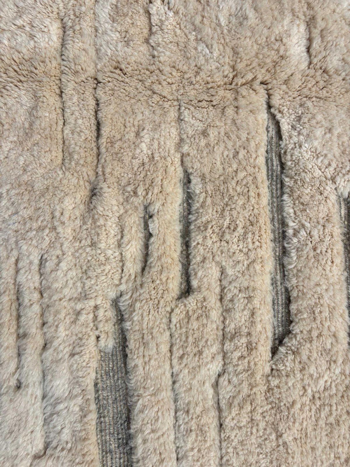 Moroccan Mrirt White Wool Rug 200x300 Cm   Berber Moroccan Modern Carpet   Moroccan Natural Wool Rug photo vintage