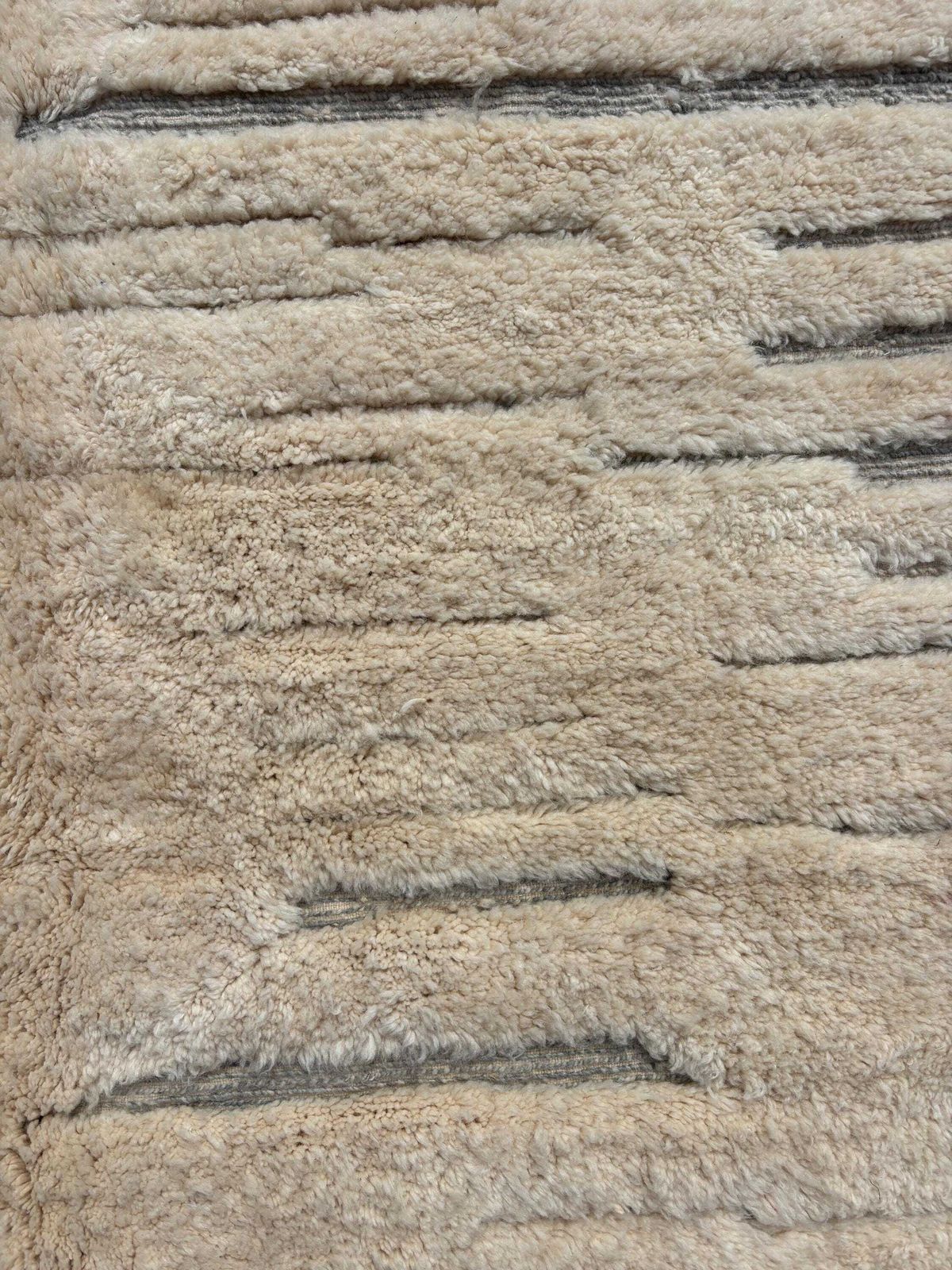photo for sale Moroccan Mrirt White Wool Rug 200x300 Cm   Berber Moroccan Modern Carpet   Moroccan Natural Wool Rug