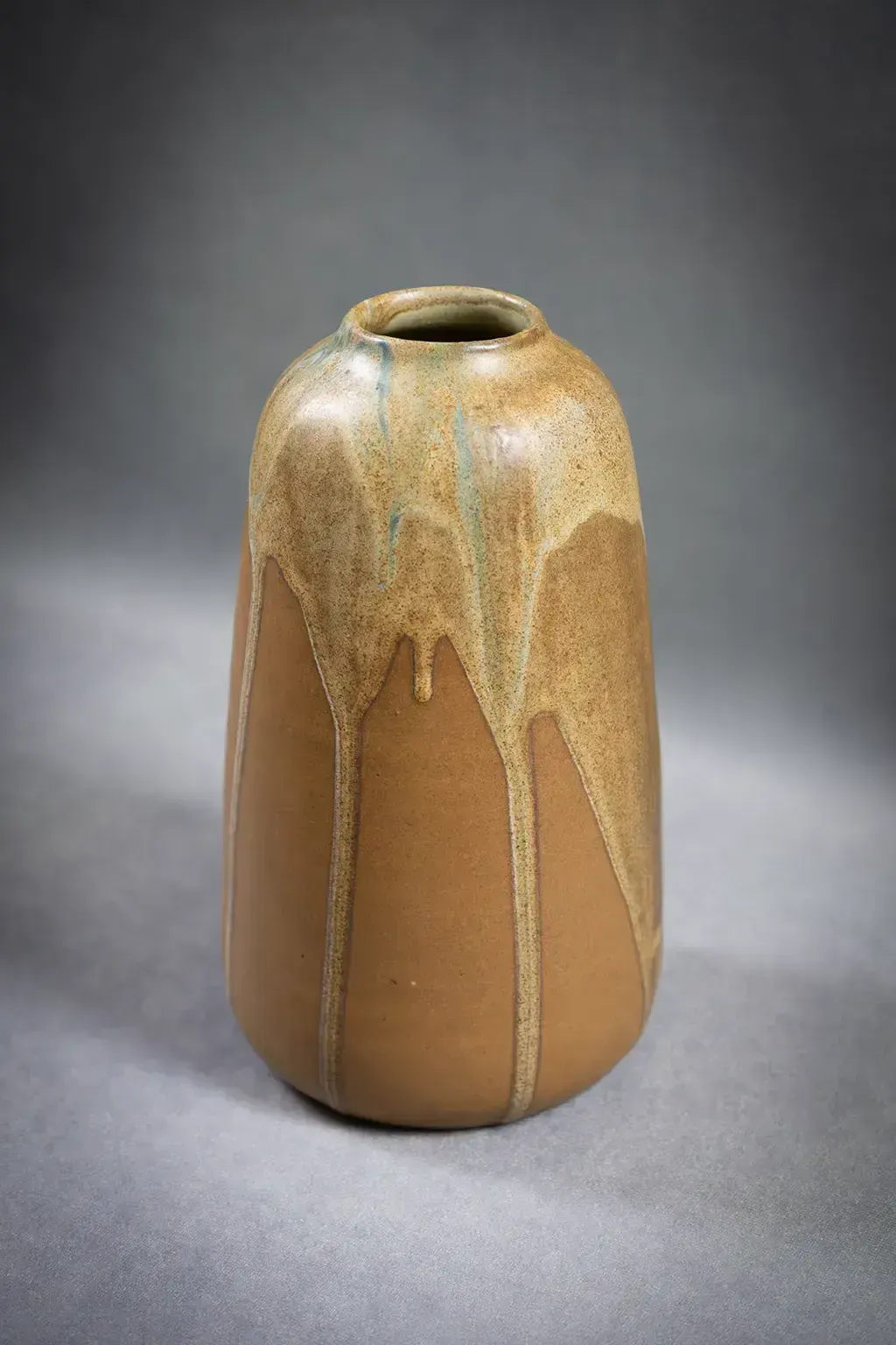 Vase Léon Pointu en grès émaillé photo vintage