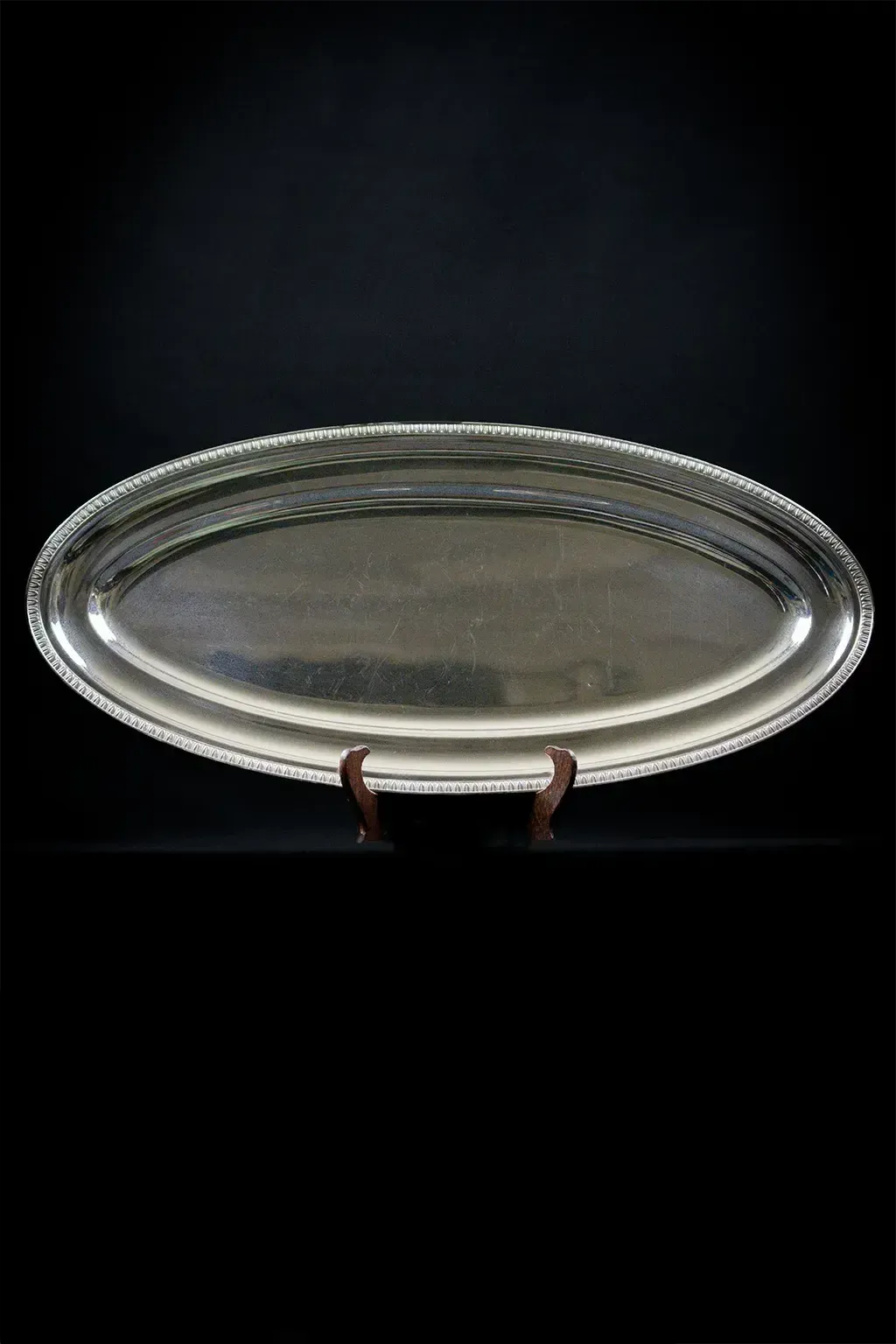 Large Oval Silver Plated Metal Serving Platter With Gadrooned Rim – Hallmarked