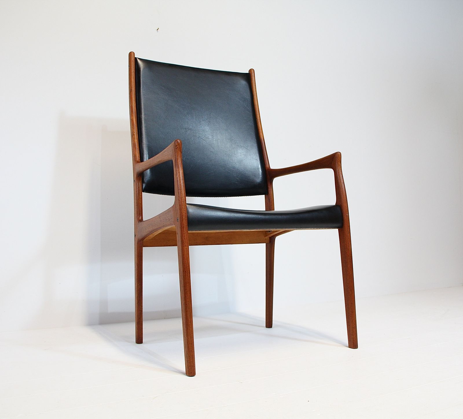 595.0 Danish Mid Century Desk Chair By Mogens Kold   Mk172 1968 photo