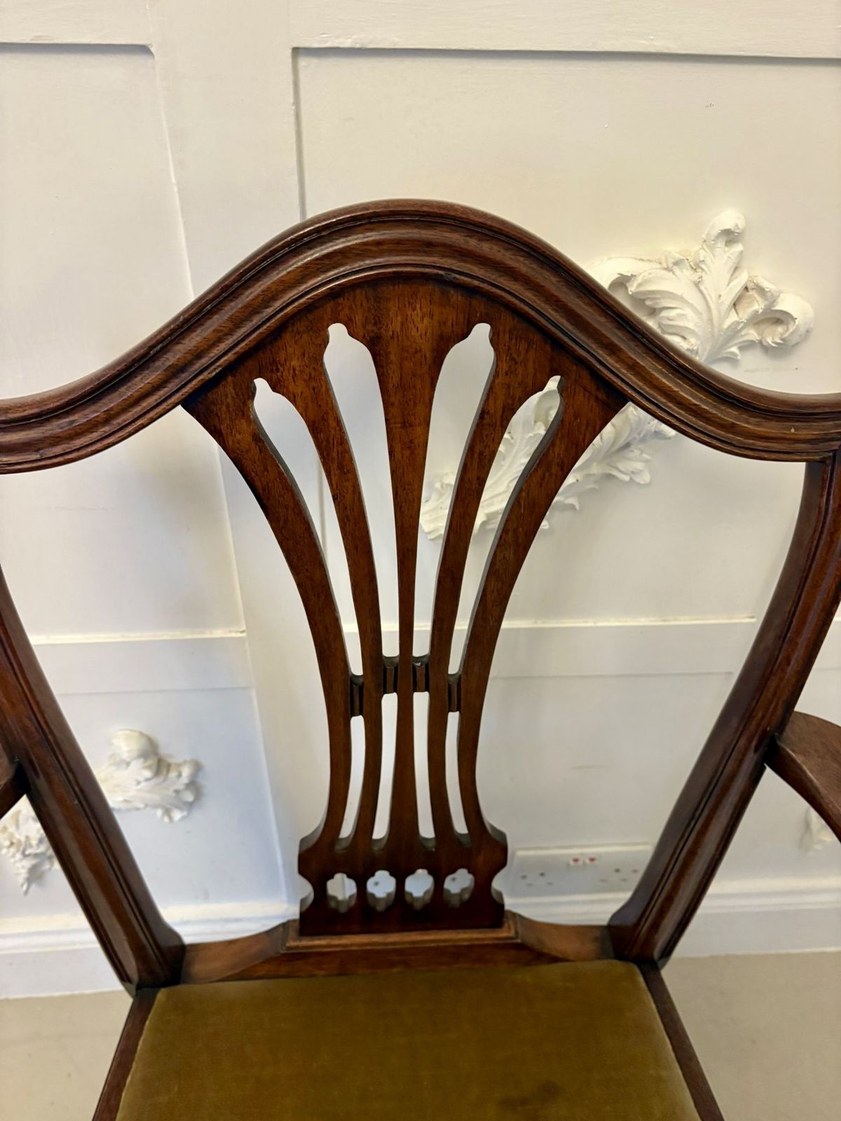 Quality Set Of 12 Antique Mahogany Hepplewhite Style Dining Chairs photo vintage