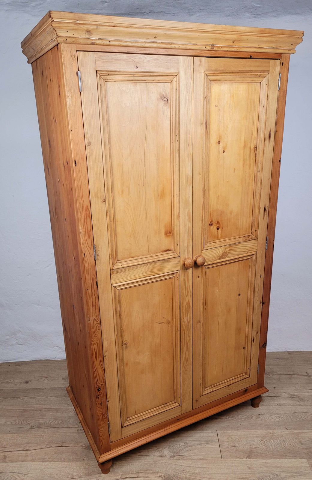 Pine Double Door Wardrobe Country Farmhouse Antique photo 800.0