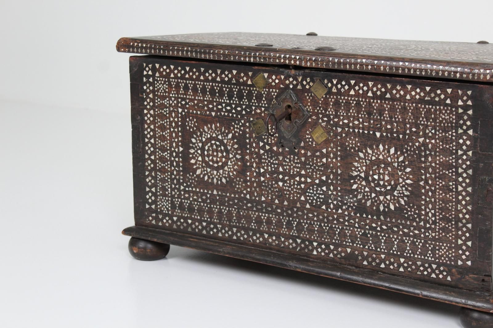 Oriental Chest Inlaid With Mother Of Pearl photo 750.0