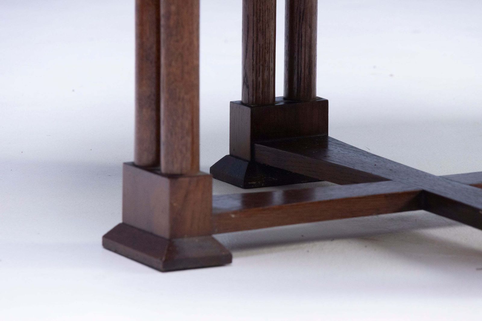 photo furniture Art Nouveau Zitset, Gebogen Houten Tafel, Fauteuils En Krukken, Ca. 1910