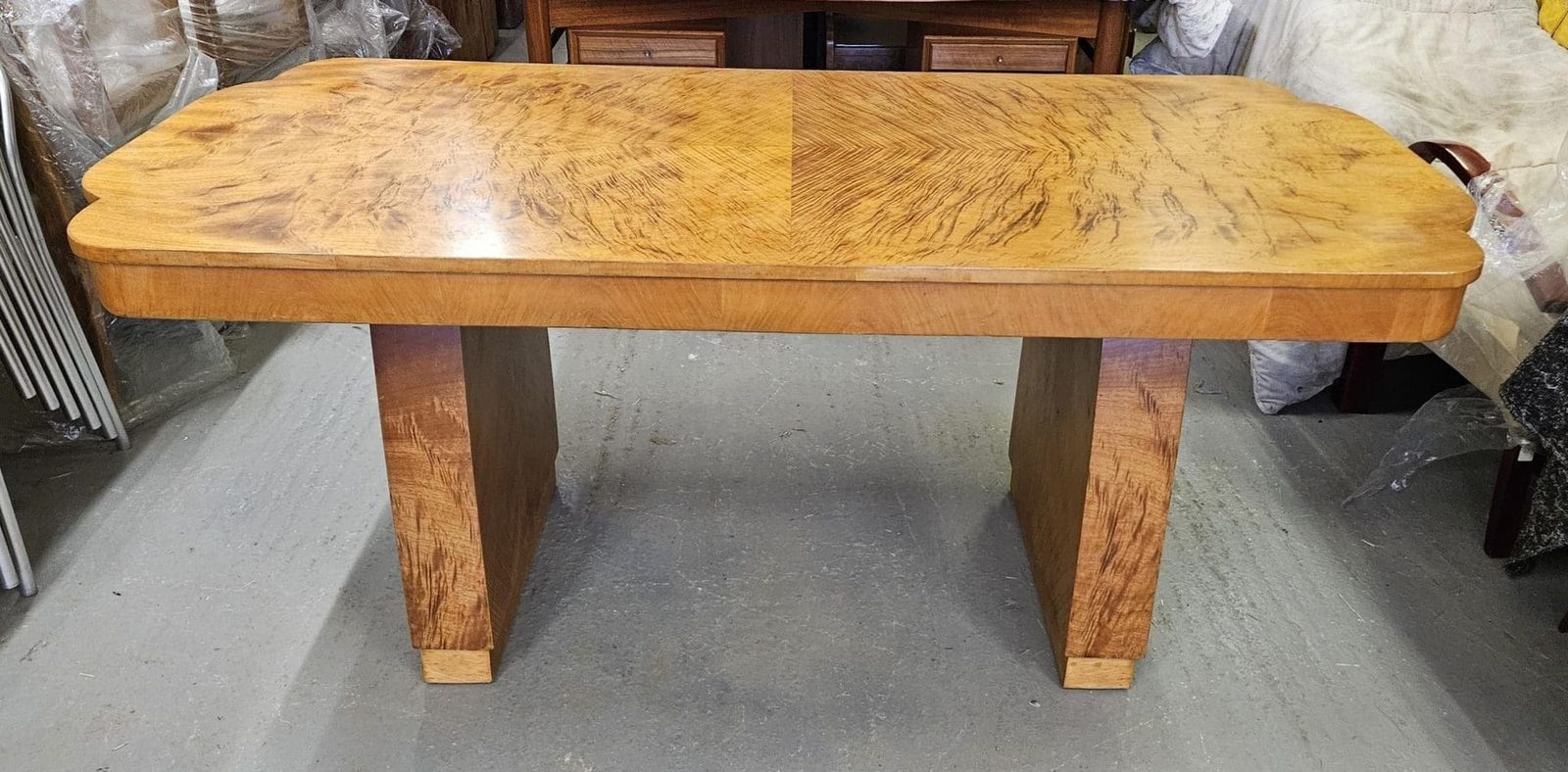 Art Deco Dining Table With Cloud Shape Ends And Tiger Wood Grain Finish photo vinterior