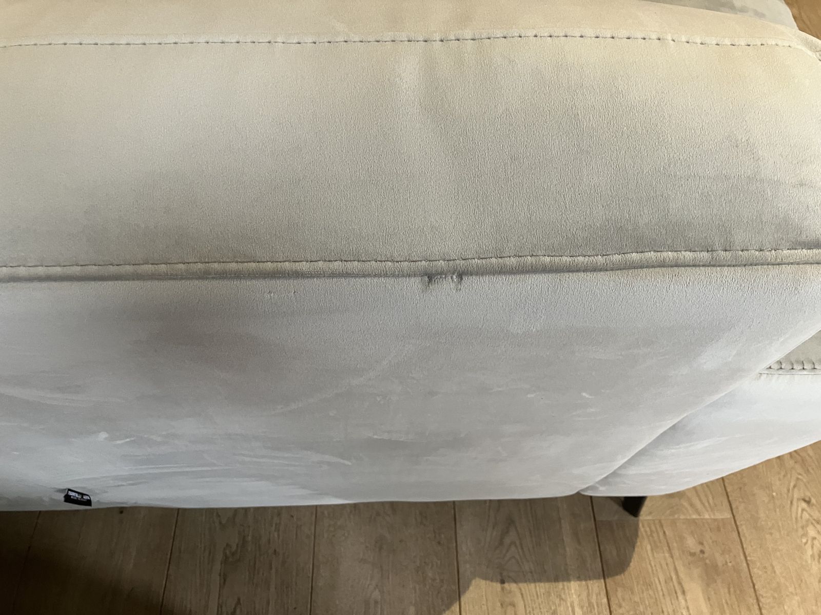 Brand New, Superb Quality, Hugely Discounted, Italian Made   2 Seater Marinelli Sofa photo vintage