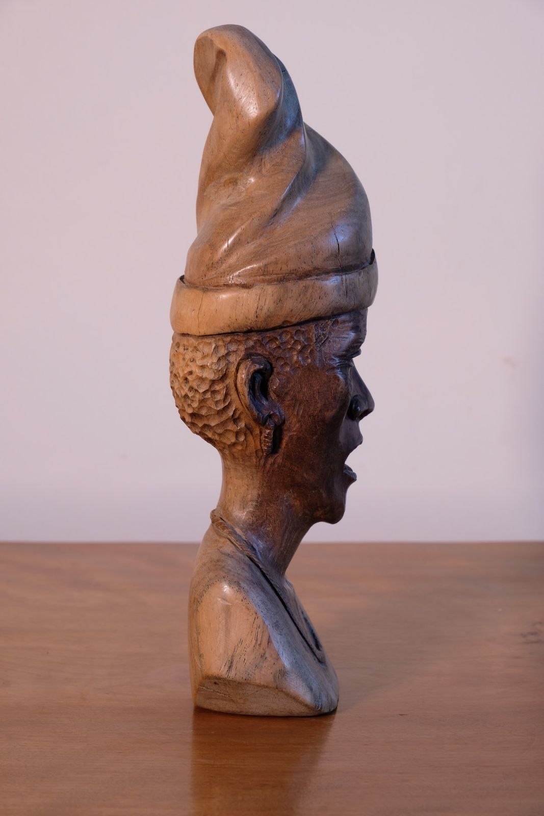African Hand Carved Wooden Sculpture – Tribal Portrait Art (24.5cm) photo furniture