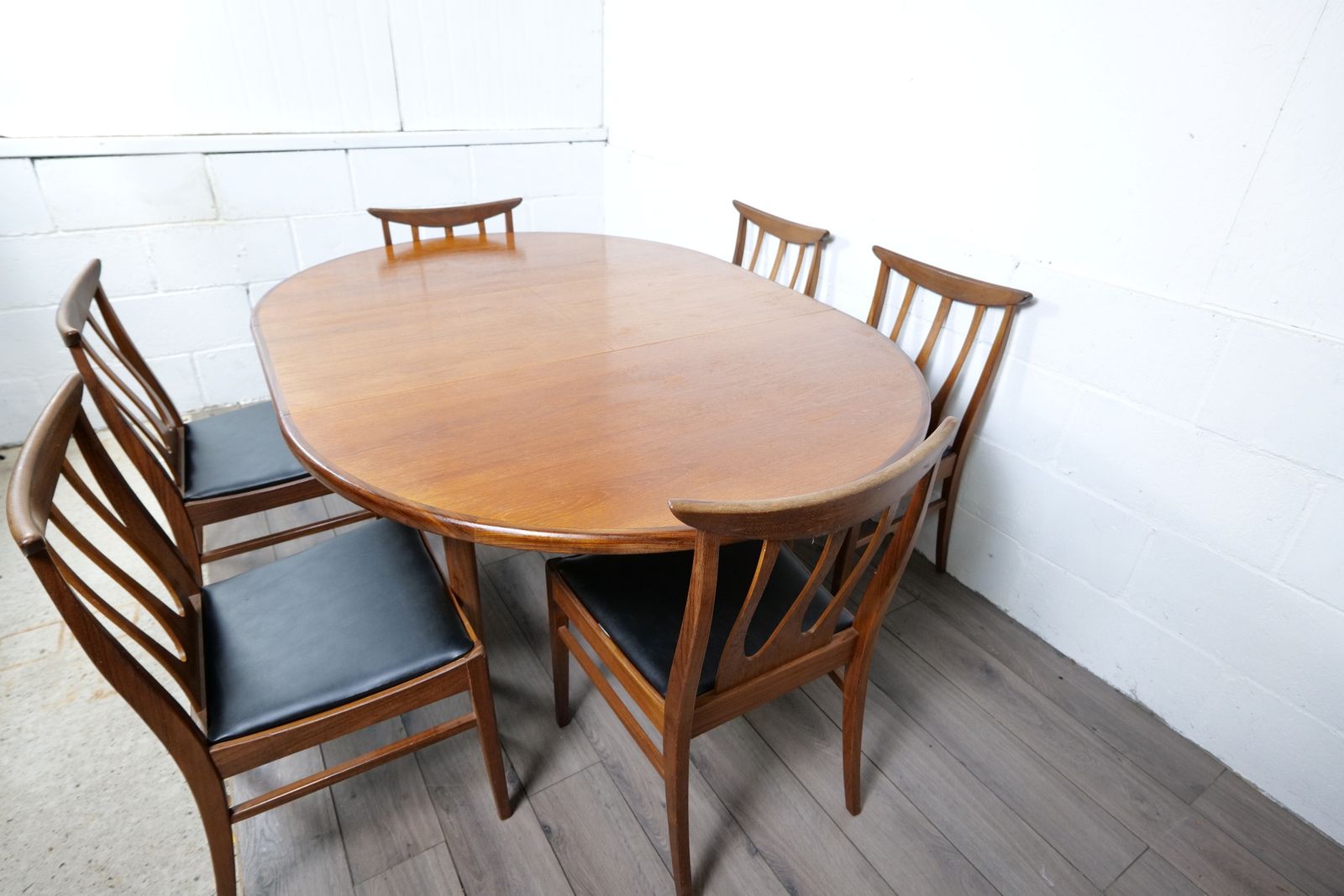 G Plan Fresco Circular Dining Table & 6 Brasilia Chairs photo vinterior