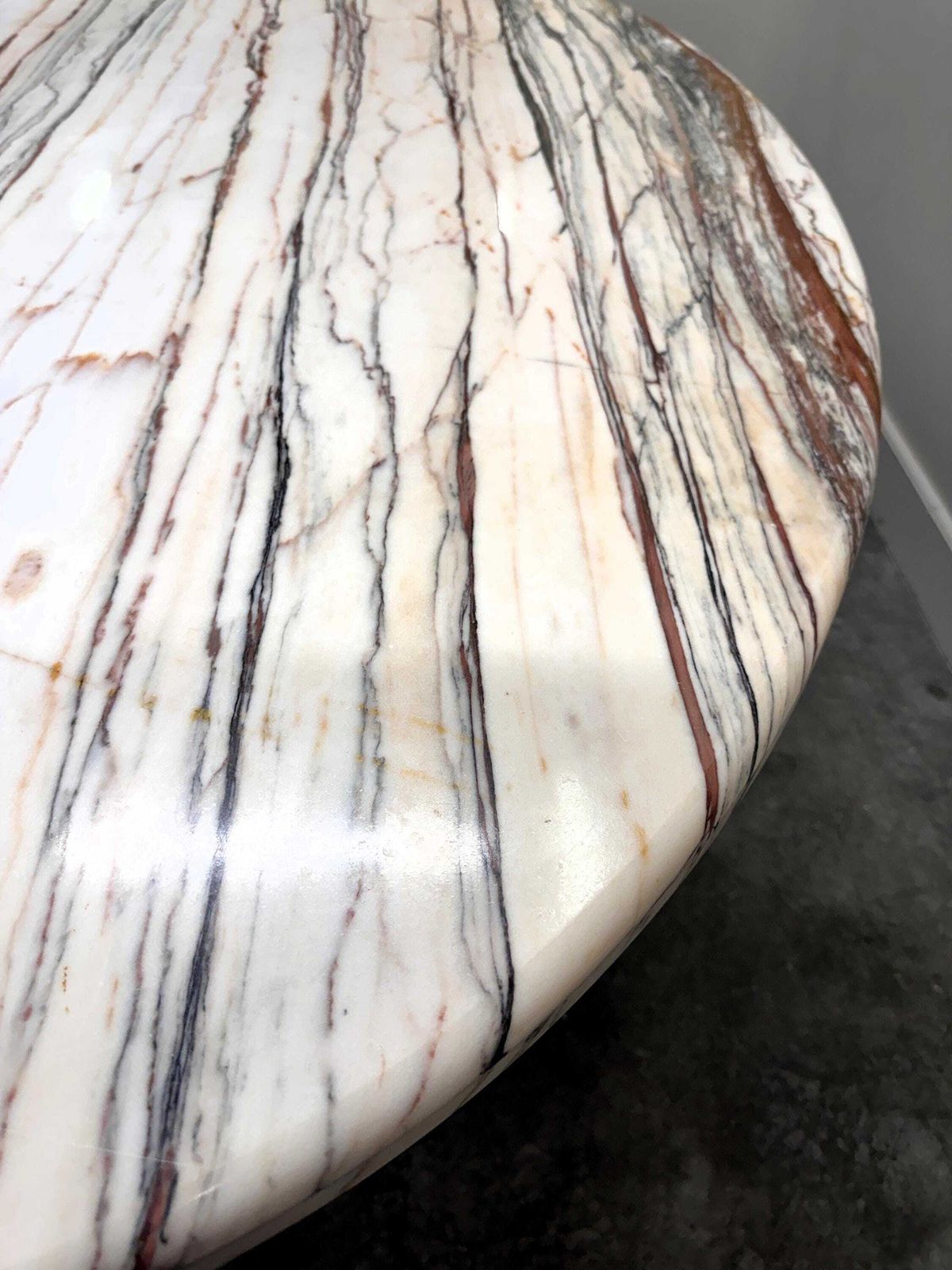 Large Oval Italian Arabescato Rosso Marble Dining Table – 1970s Sculptural Stone Table photo Furniture