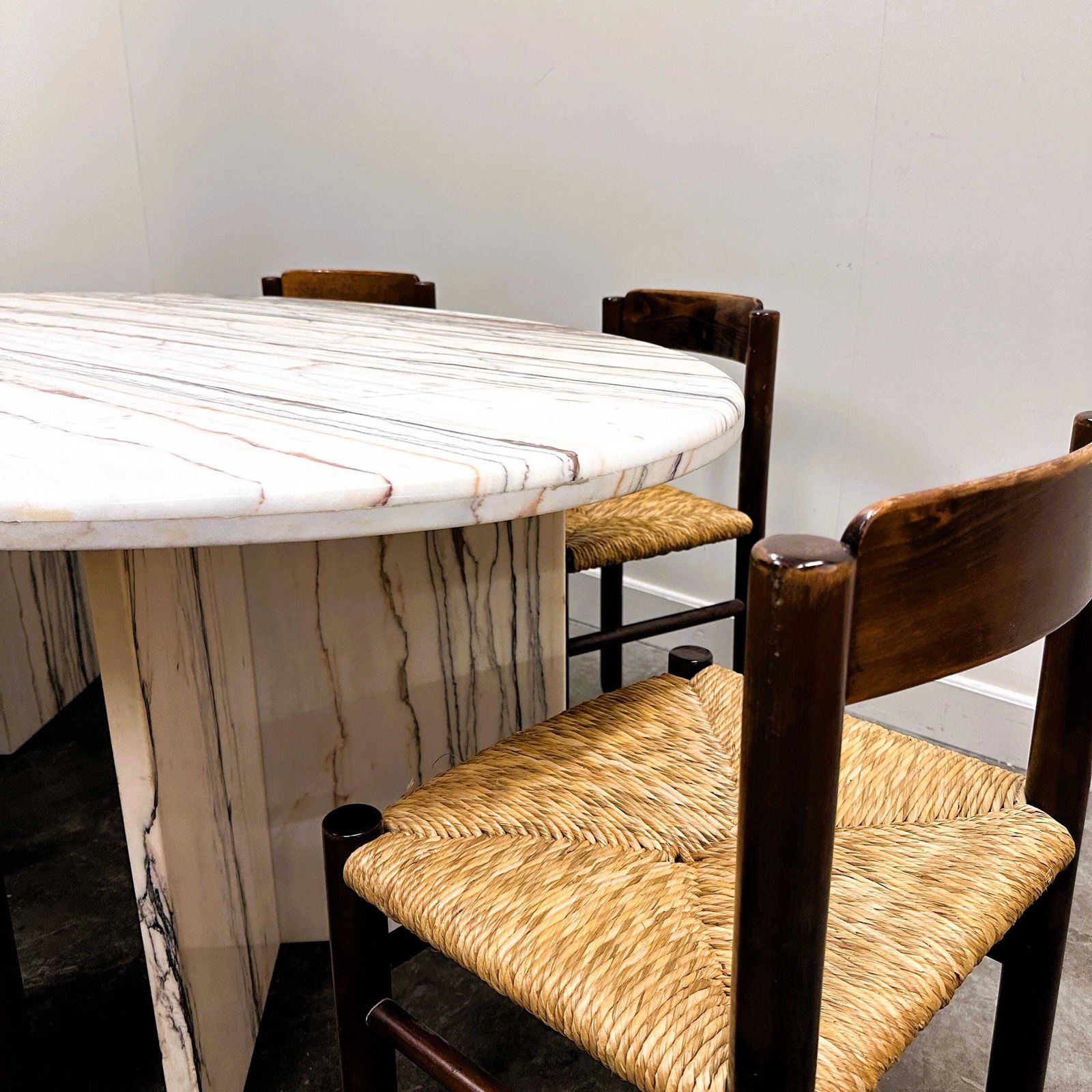 photo for sale Large Oval Italian Arabescato Rosso Marble Dining Table – 1970s Sculptural Stone Table