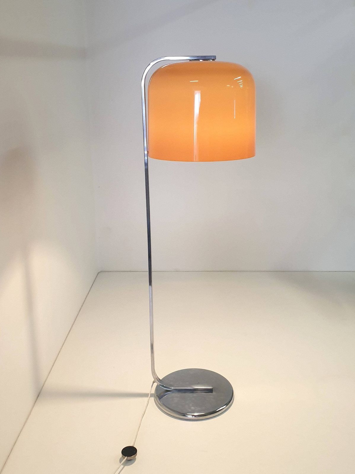 Brown Alvise Floor Lamp By Luigi Massoni For Guzzini / Made By Meblo Yugoslavia / Extremely Rare Mid Century Floor Lamp / 60s Italy