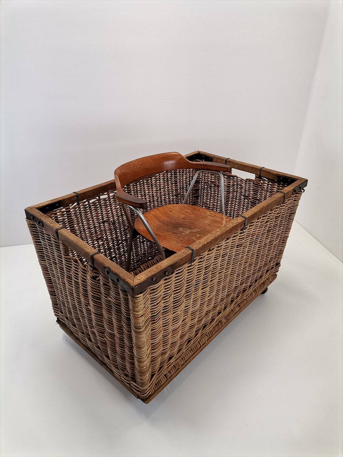 Large Wicker Trolley On Wheels / Industrial Cart From 40s 50s Yugoslavia / Wicker Laundry Trolley photo furniture