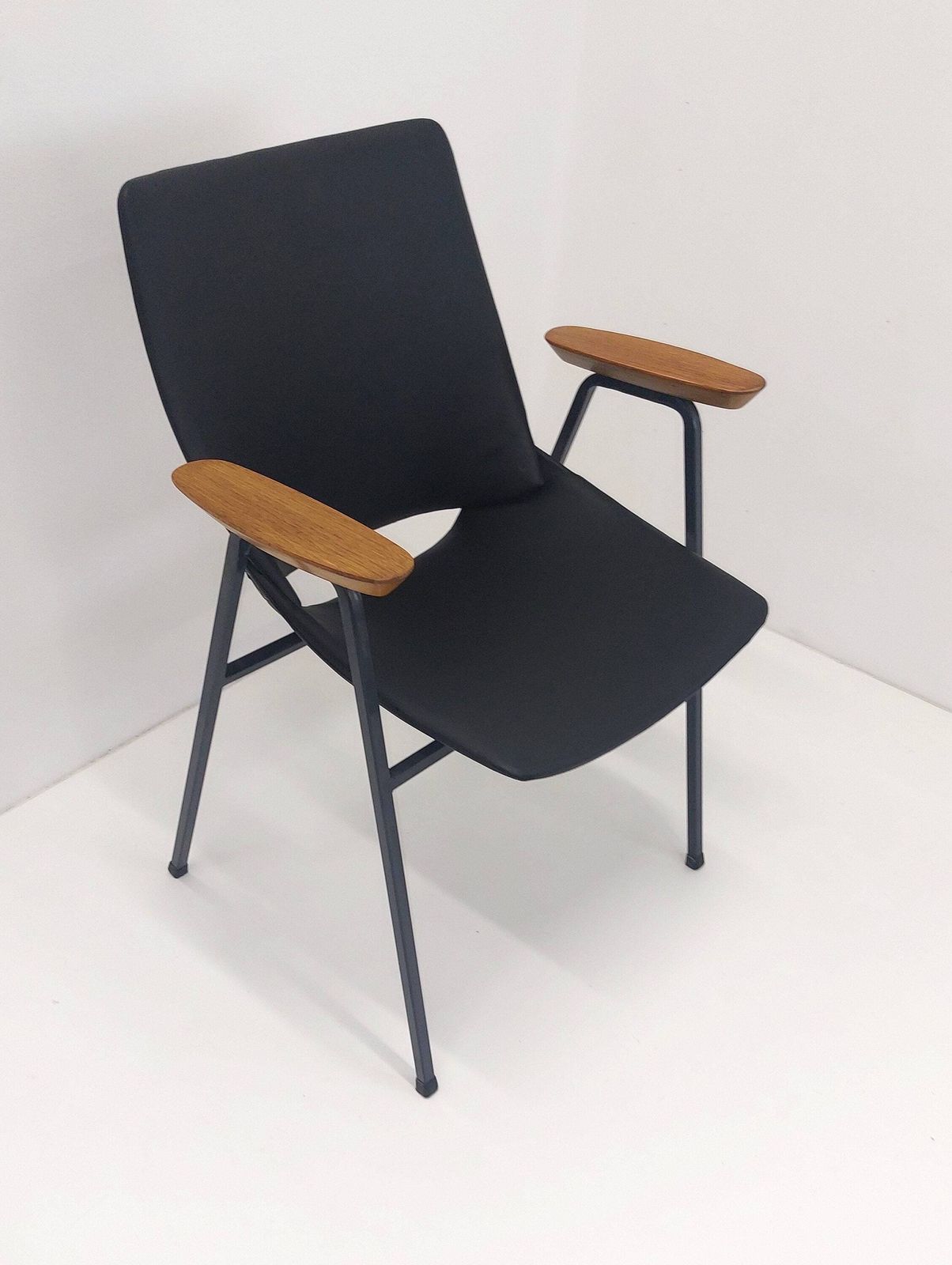Vintage Niko Kralj Shell Chair / Black Faux Leather / Desk Chair / Armchair / 1960s Yugoslavia / Mid Century Modern Home