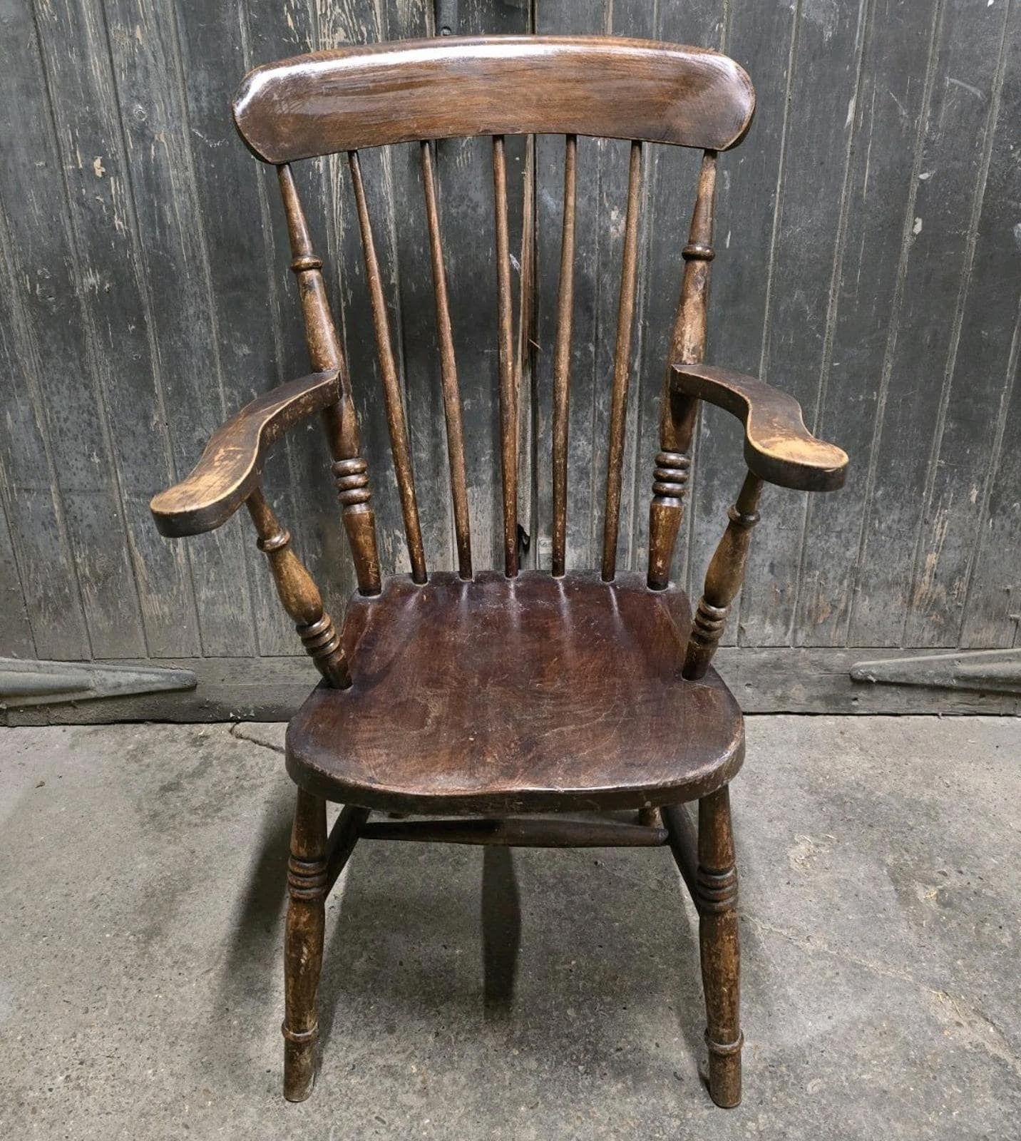 Antique 19th Century Victorian Elm Windsor Chair Armchair