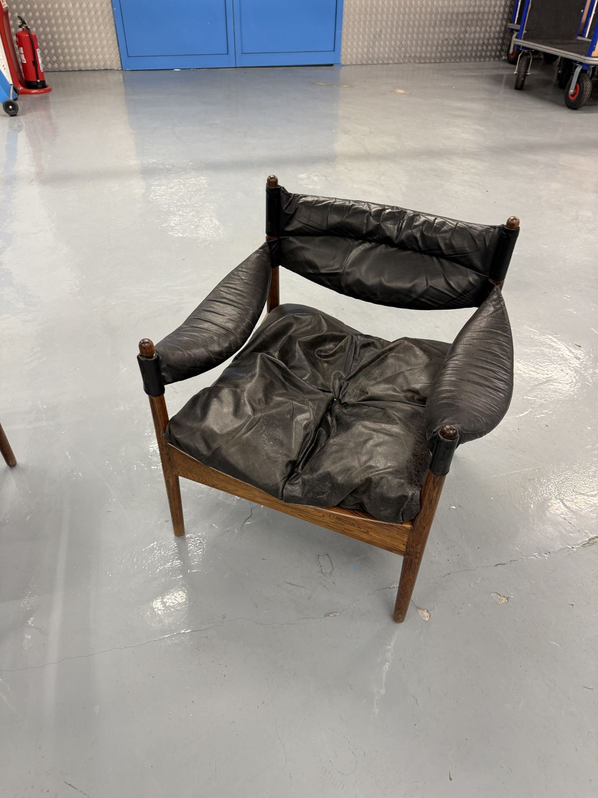 Danish Mid Century “Modus” Lounge Chairs + Table By Kristian Somer Vedel – Rosewood – Original Leather – Project Condition photo vintage