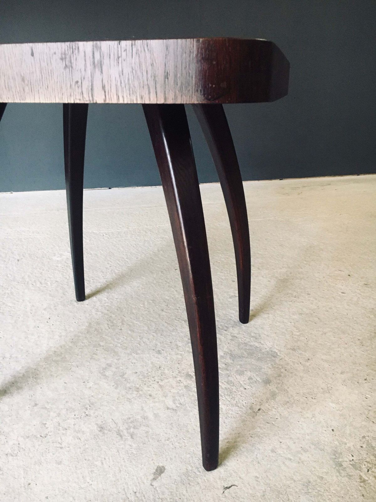 Meubels Modernistisch Design Spinnentafel Van Jindrich Halabala, Jaren 1940, Tsjecho Slowakije photo