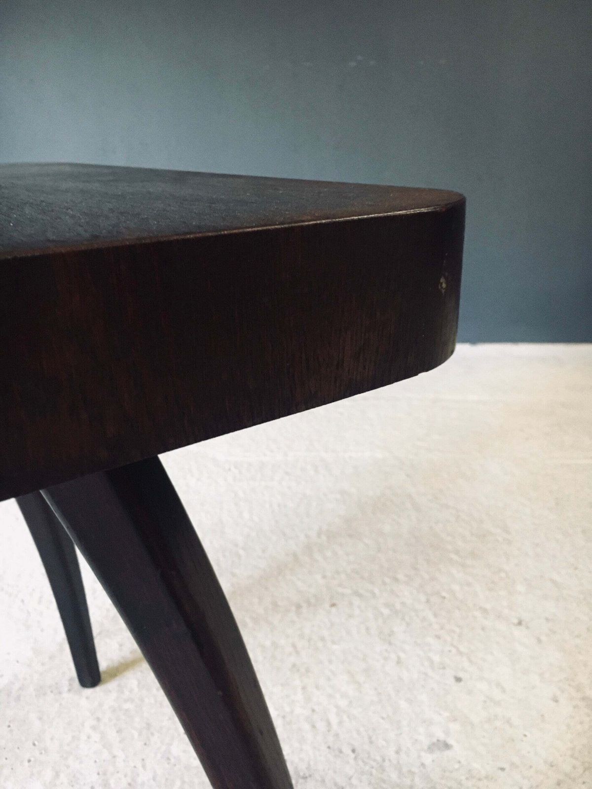 photo buy Modernistisch Design Spinnentafel Van Jindrich Halabala, Jaren 1940, Tsjecho Slowakije