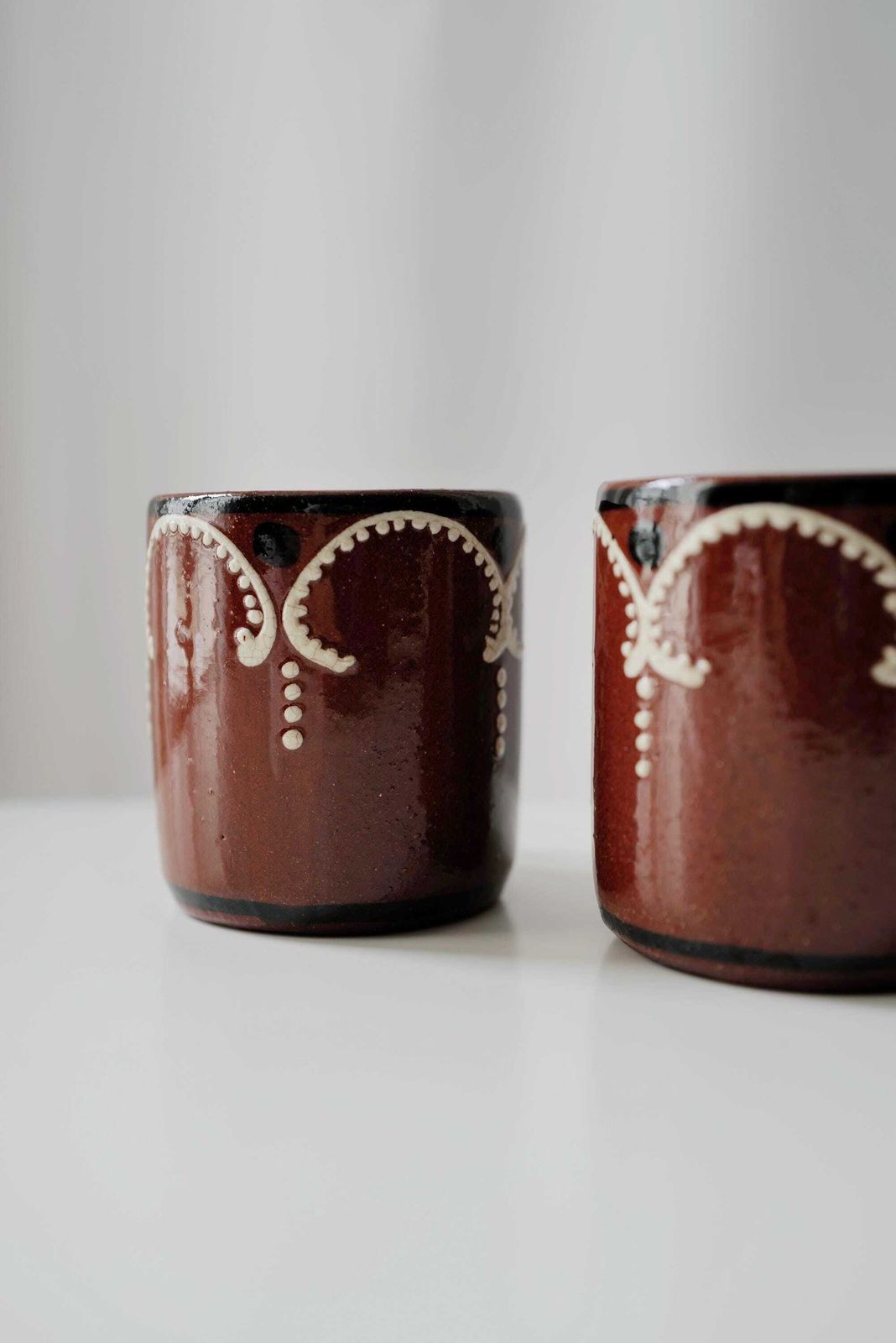 Pair Of Vintage Stoneware Mugs. Hand Painted Brown & White Pattern. Christmas Gift photo furniture