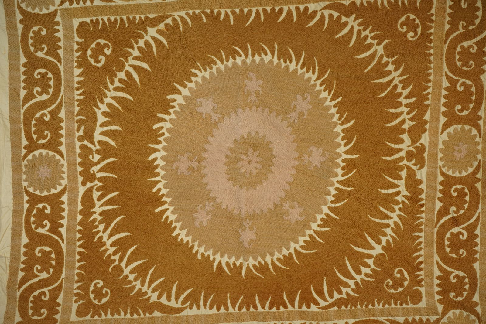 photo furniture Suzani From Samarkand Uzbekistan, Early 20th Century Pastel Old Embroidery Uzbek Fabric 3'5'' X 3'9''