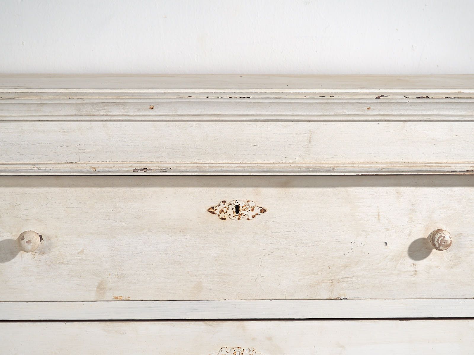 Antique White Chest Of Drawers (C.1900) photo 1520.0