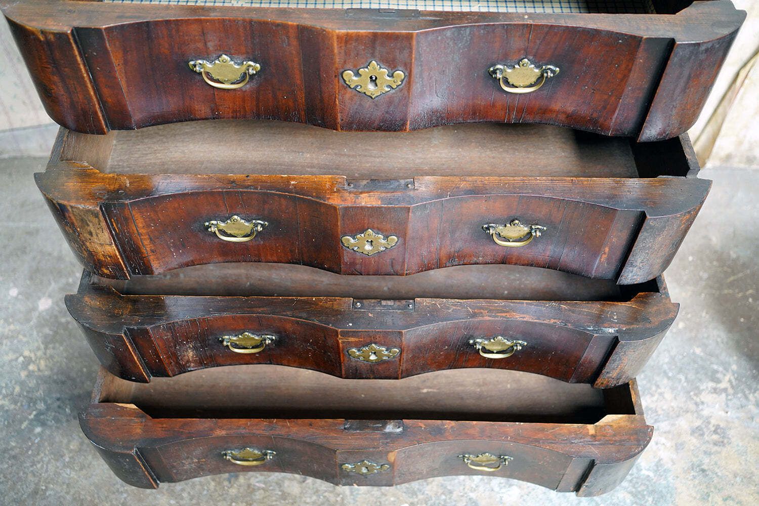 photo for sale An Early 18thc Dutch Walnut Serpentine Commode C.1730 40