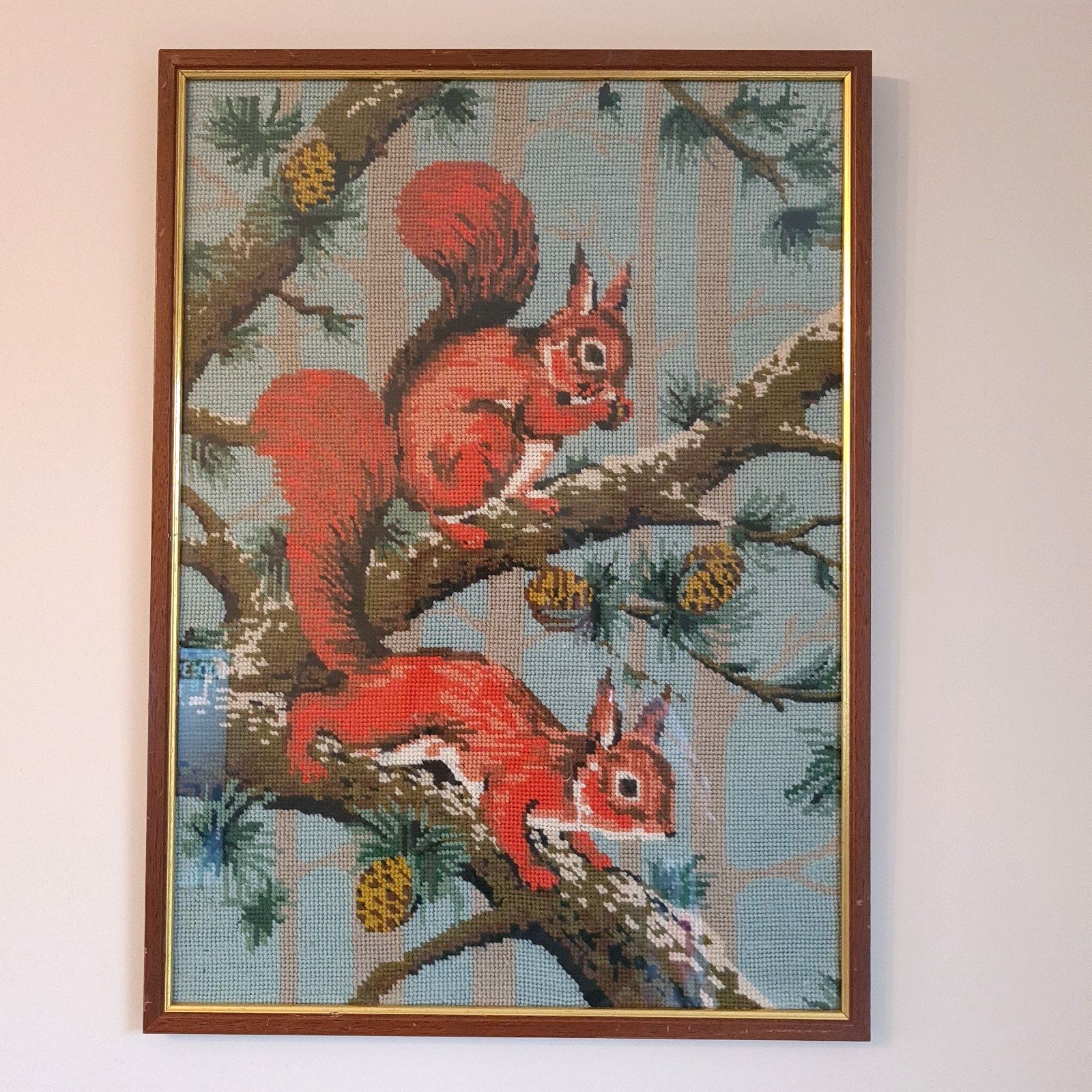 Red Squirells Complete Cross Stich Embroidery Forest Woodland Retro W41 × H56 Cm