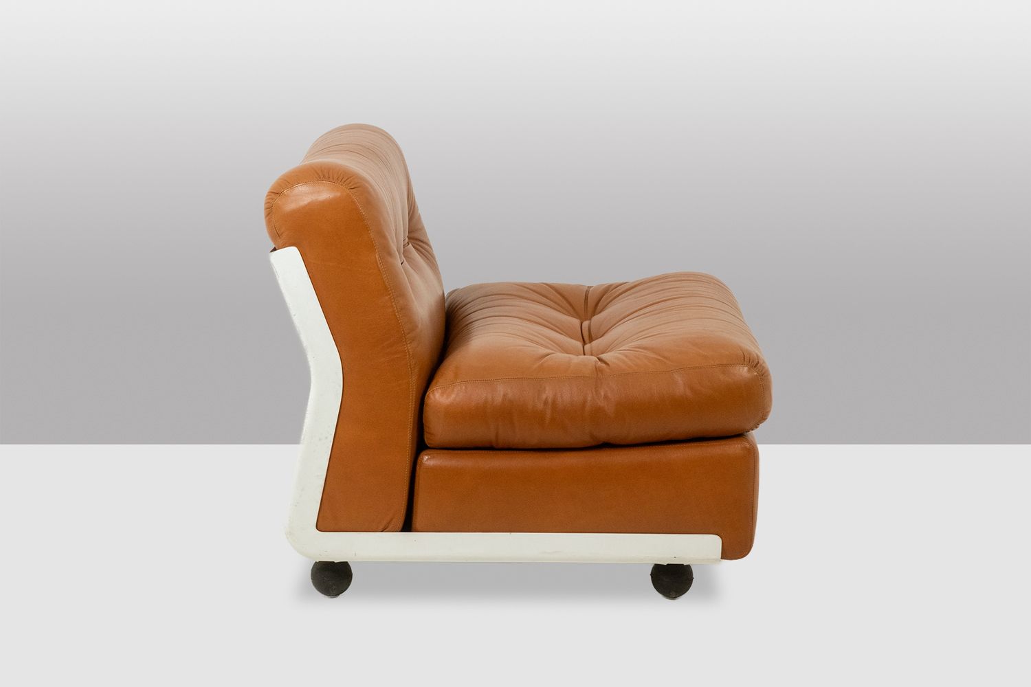 Mario Bellini, For B&B Amanta Leather Armchair. Circa 1970 photo for sale