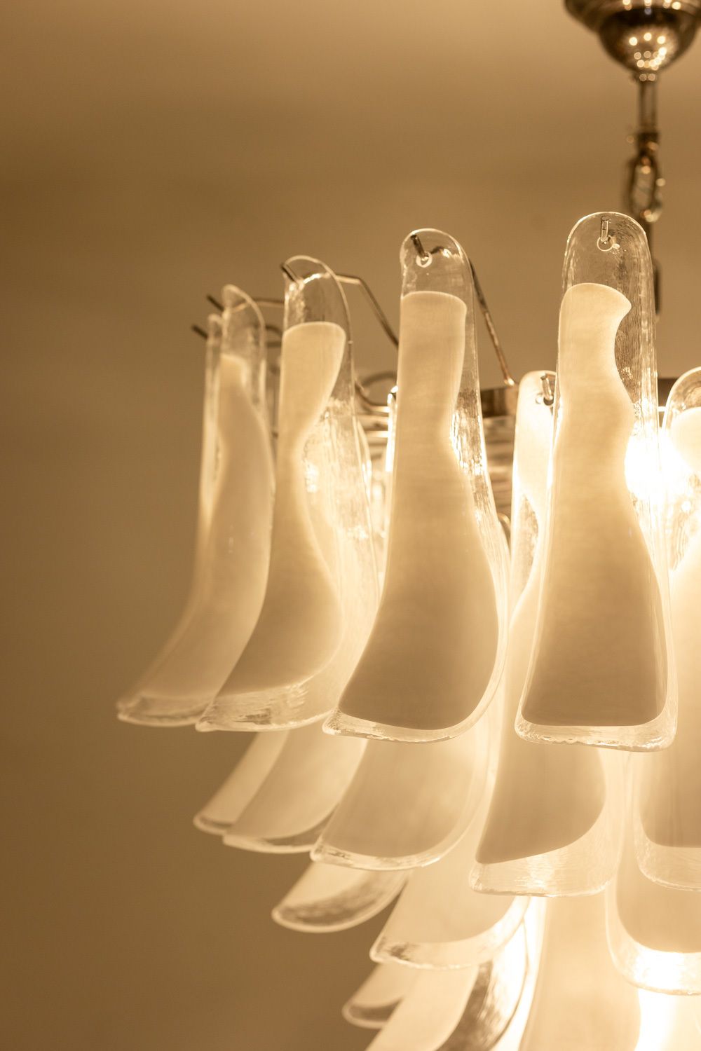 Murano Glass Chandelier In White And Translucent Glass. Contemporary photo 4600.0