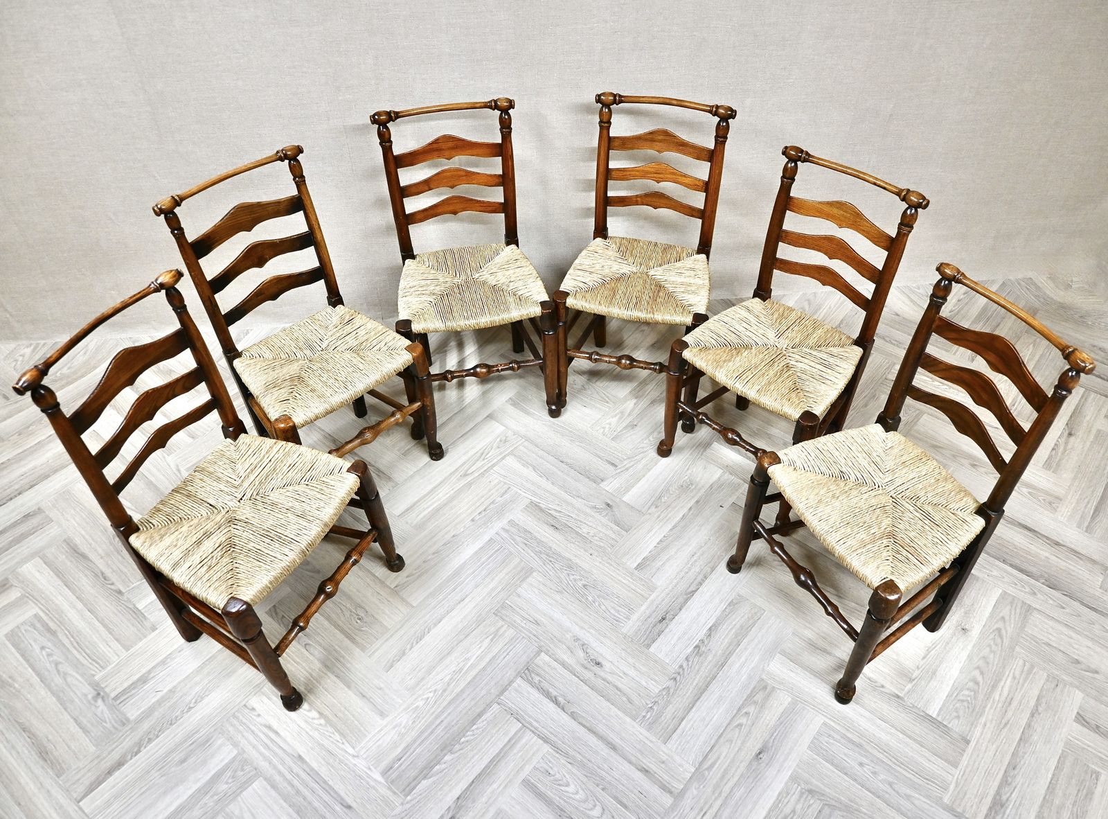 Set Of 6 Antique Ladderback Dining Kitchen Chairs With Rush Seats photo 1150.0