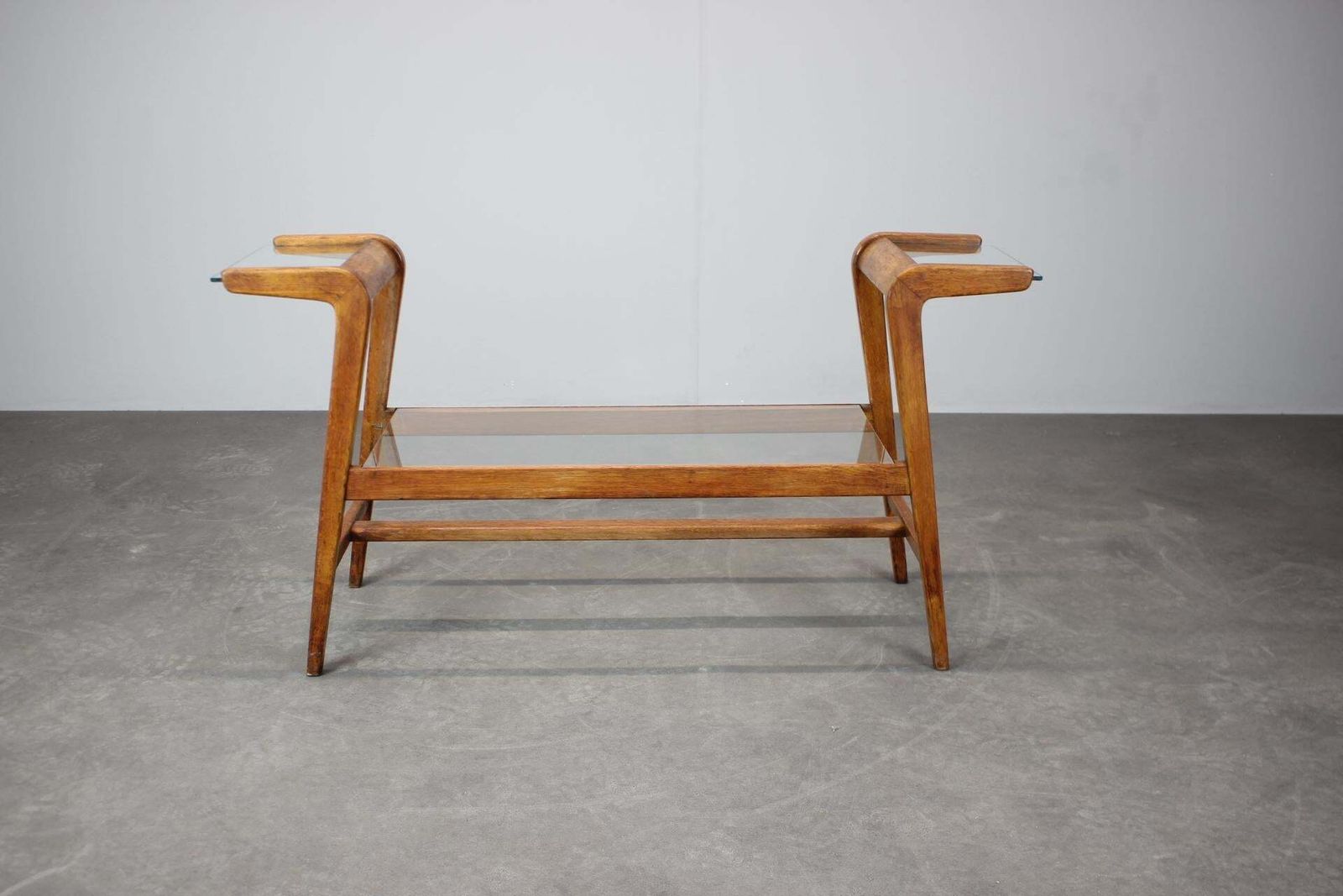 Uluv Mid Century Houten Plantenstandaard Met Glazen Plank, Jaren 1960, Tsjecho Slowakije photo furniture
