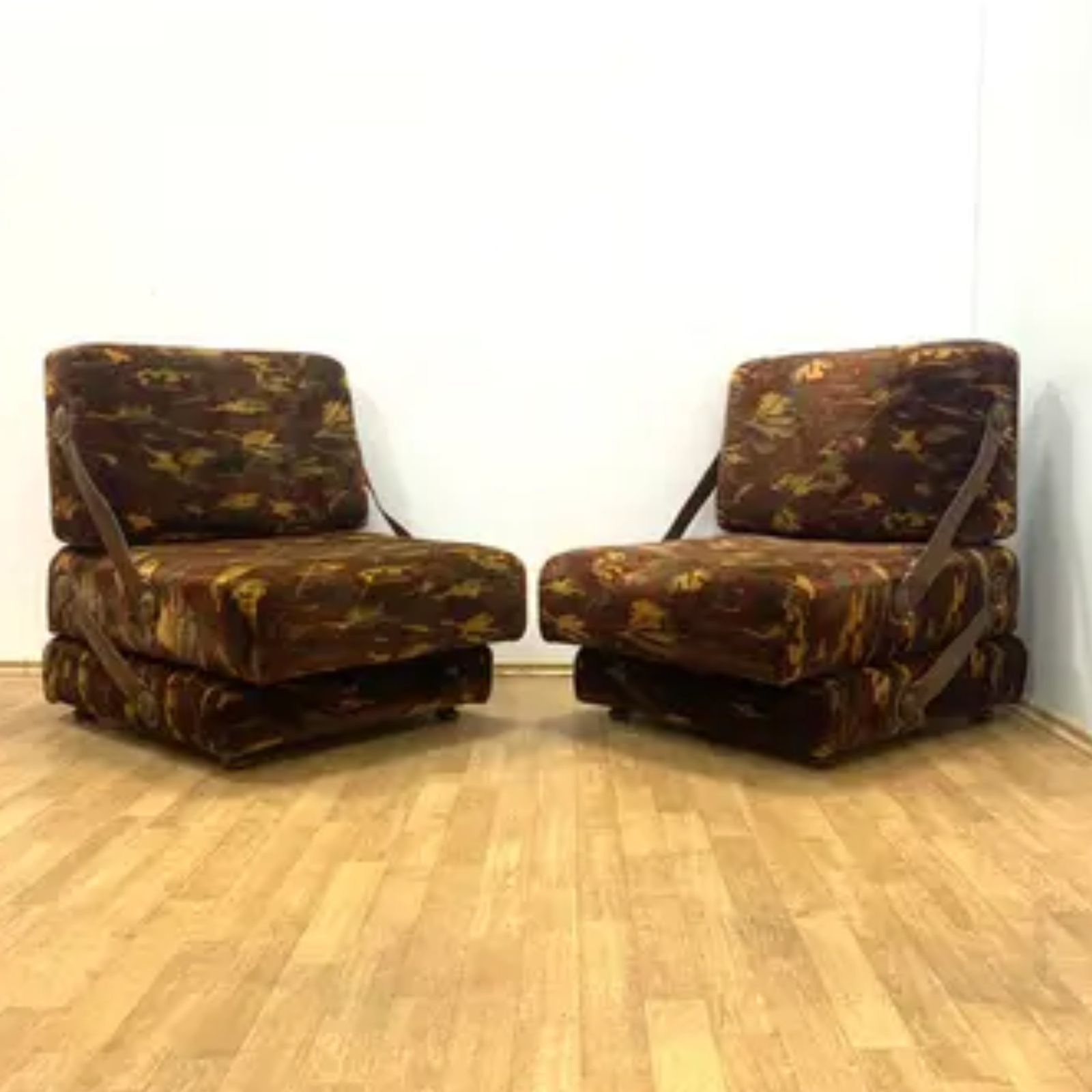 Retro Armchairs, Czechoslovakia, 1970s (Set Of 2) photo for sale