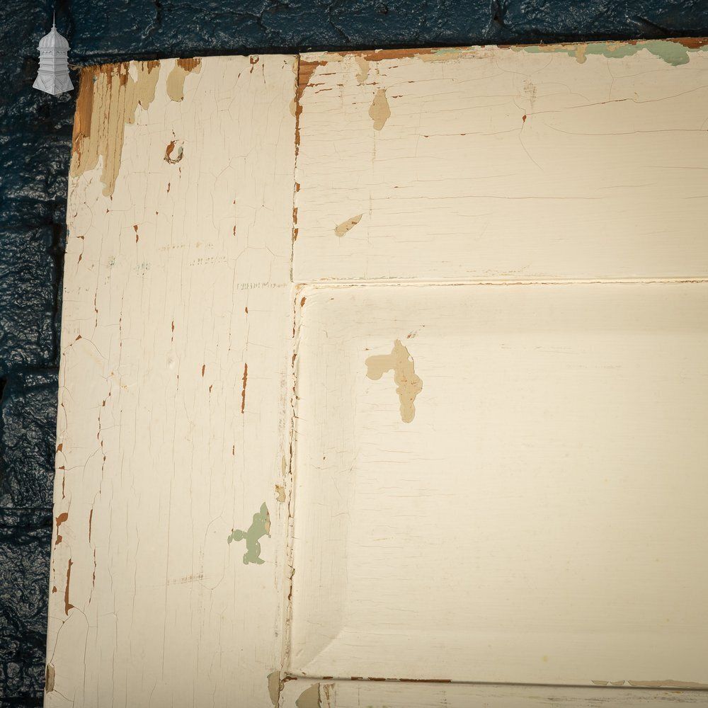 photo vinterior Six Panel Door, Green And White Distressed Paint
