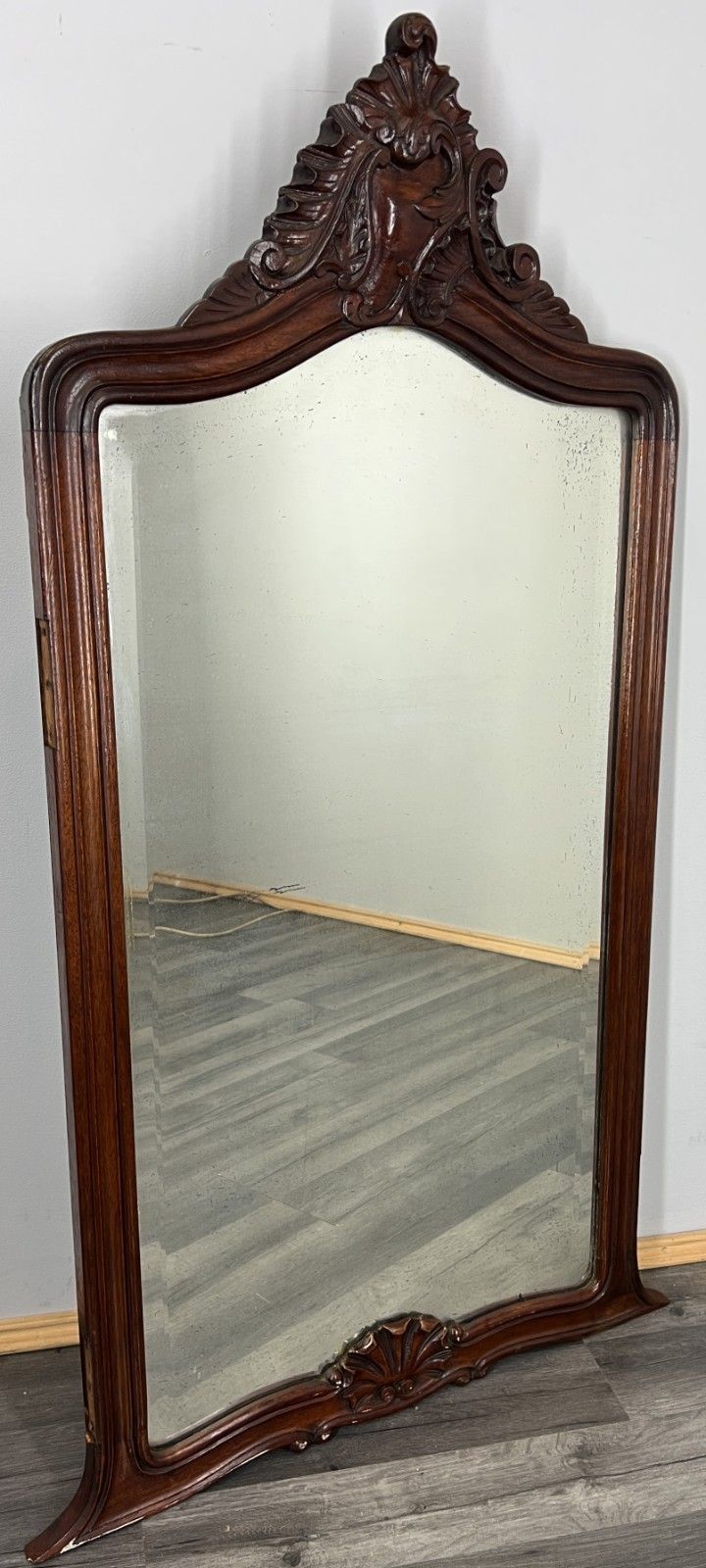 Antique French Style Carved Walnut Wall Mirror Home Decor Wall Frame Lot 4573