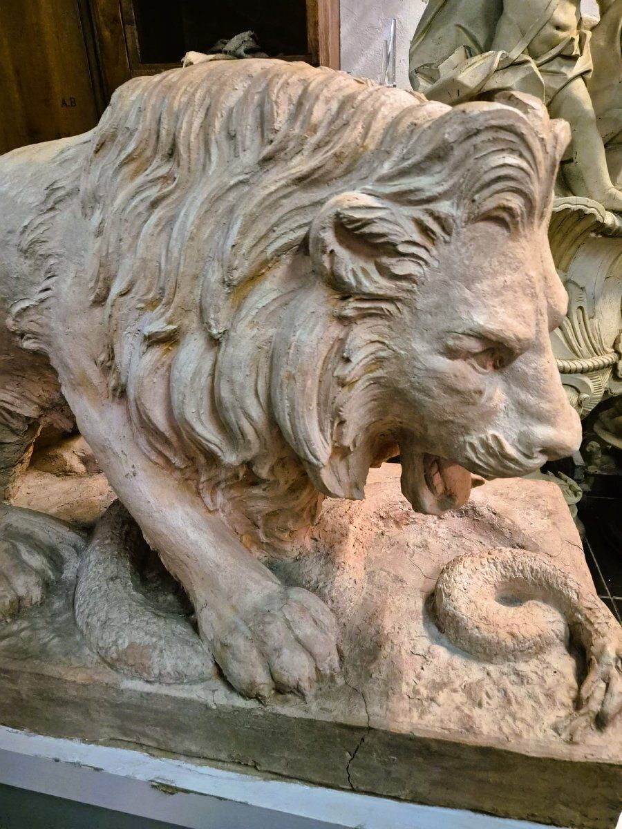 Pair Of Terracotta Lions On A Base, 19th Century photo buy