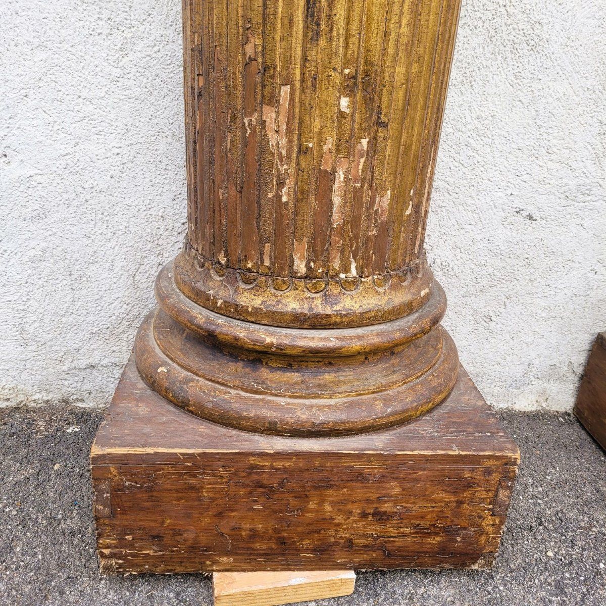 Important Pair Of Carved Gilded Wooden Columns (3m), 18th Century photo furniture