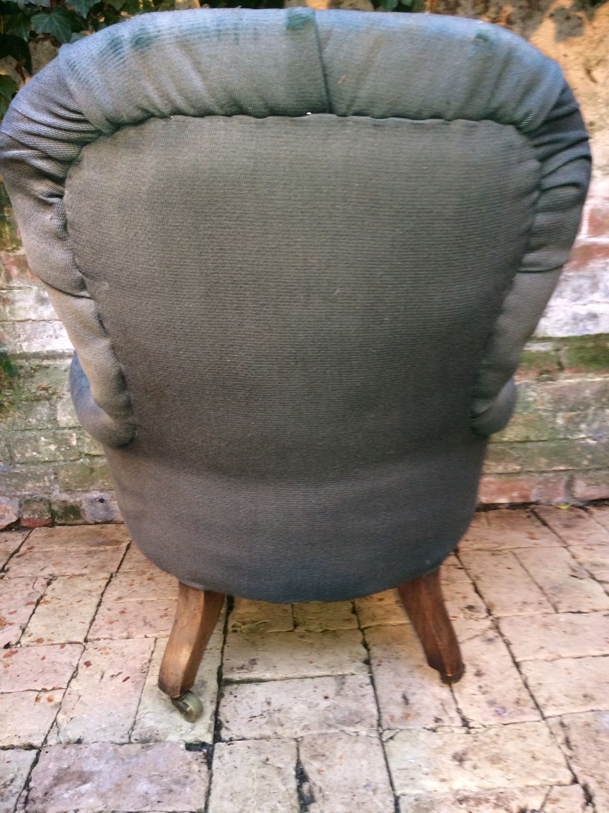 Victorian Gillows Of Lancaster  Walnut Iron Back Armchair. Stamped. photo vinterior