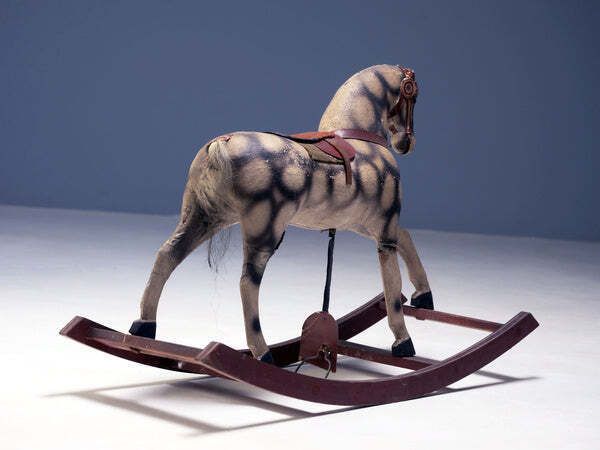 Your20th Antique Rocking Horse, Czechoslovakia, 1940s £402.00 photo vinterior